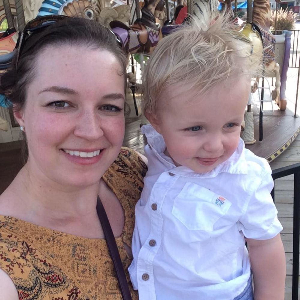 Meet your Posher, Ashley